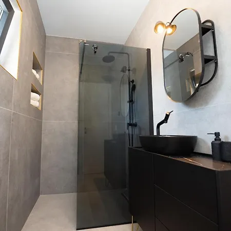 Haven House With Pool And Jacuzzi Villa Kaštela