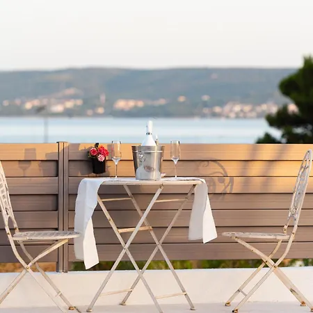 Villa Haven House With Pool And Jacuzzi