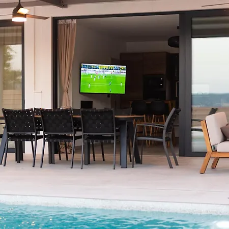 Villa Haven House With Pool And Jacuzzi Kaštela